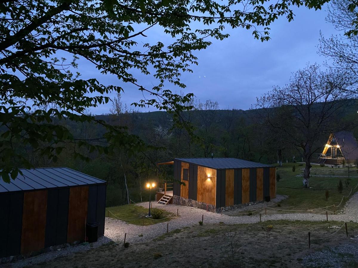 Casutele Din Poienita Villa Comarnic Luaran gambar