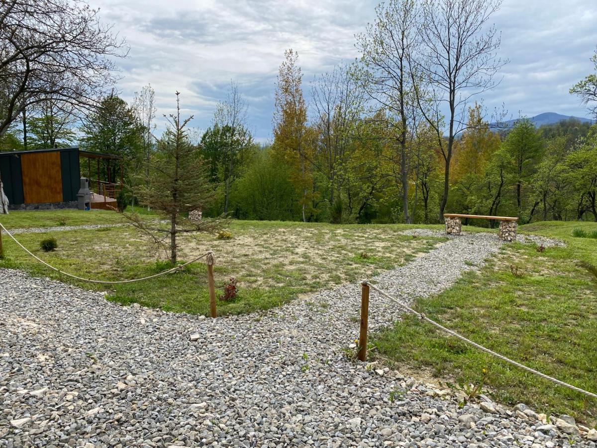 Casutele Din Poienita Villa Comarnic Luaran gambar