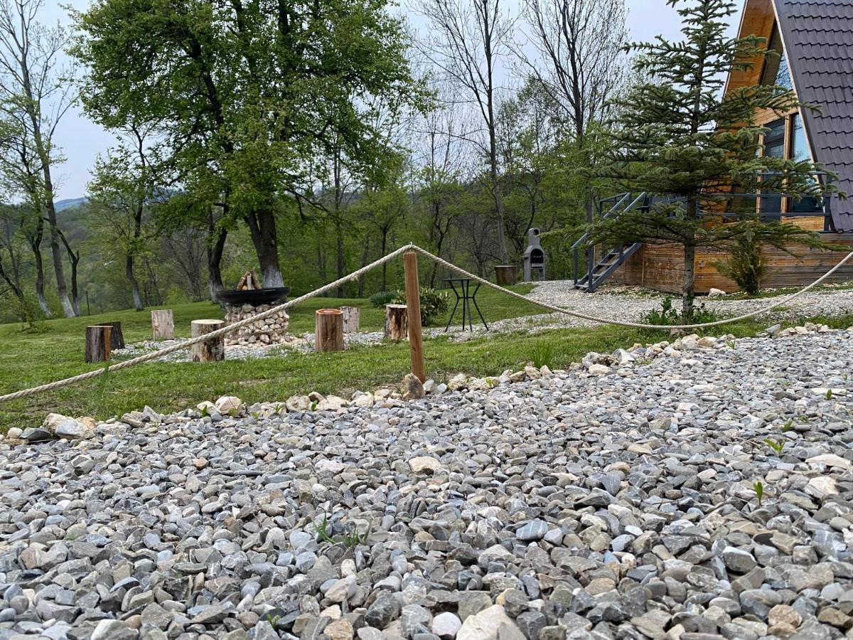 Casutele Din Poienita Villa Comarnic Luaran gambar
