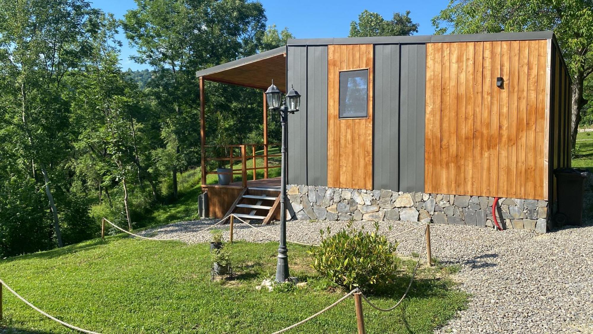 Casutele Din Poienita Villa Comarnic Luaran gambar