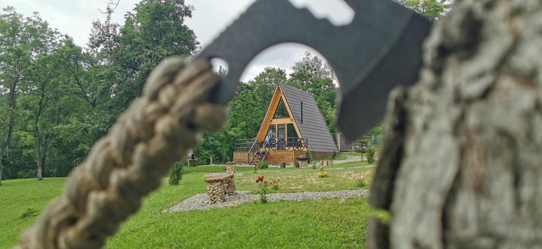 Casutele Din Poienita Villa Comarnic Luaran gambar