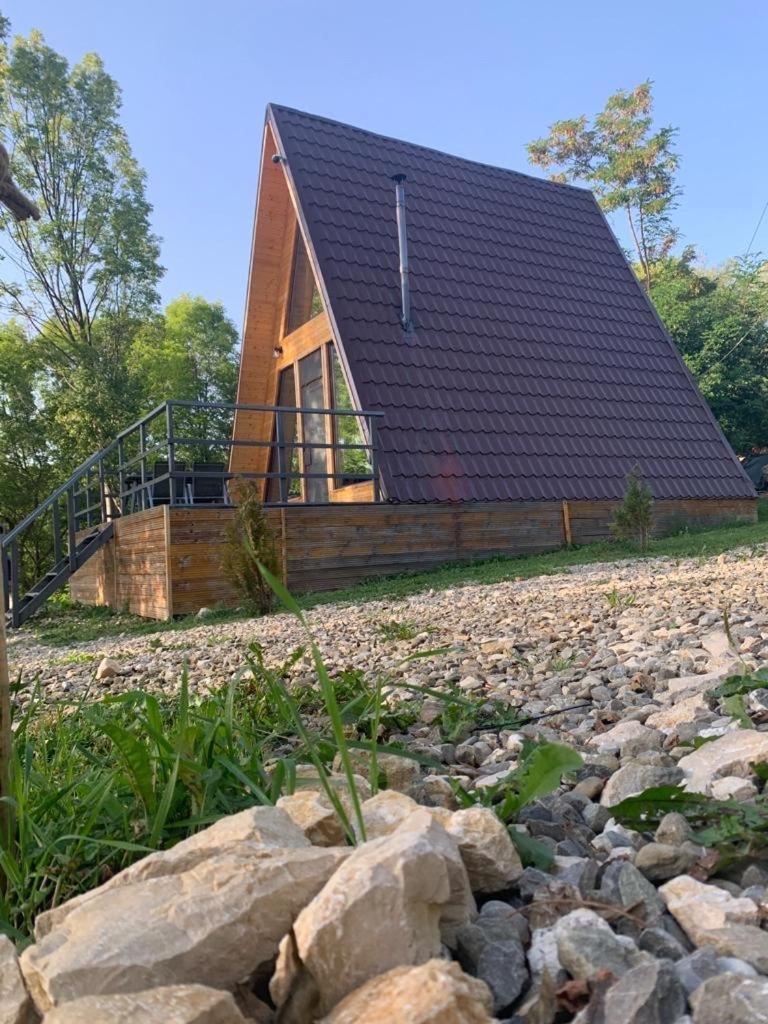 Casutele Din Poienita Villa Comarnic Luaran gambar