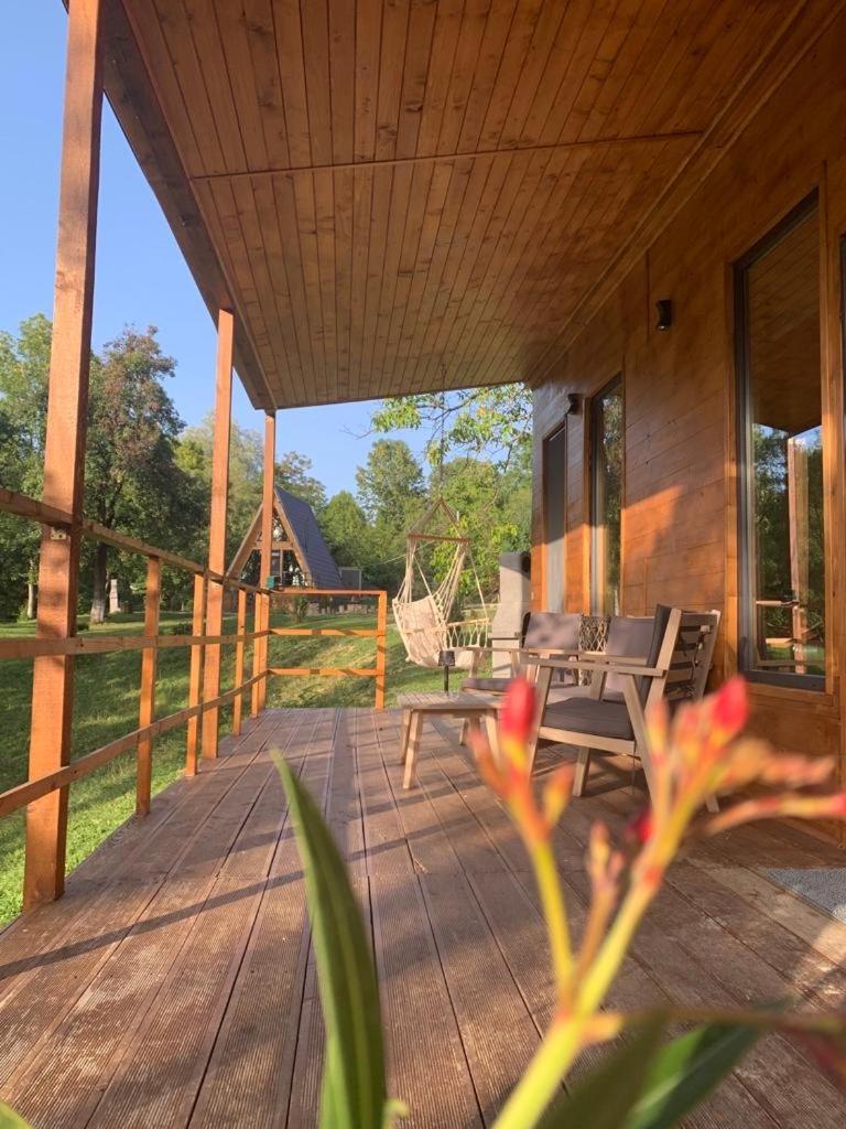 Casutele Din Poienita Villa Comarnic Luaran gambar